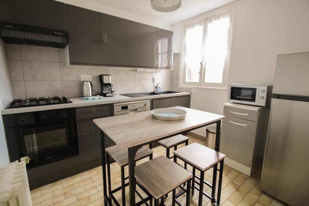 Appartement Joli T3 Renove / Wifi / Grand Parking à La Couronne  Extérieur photo
